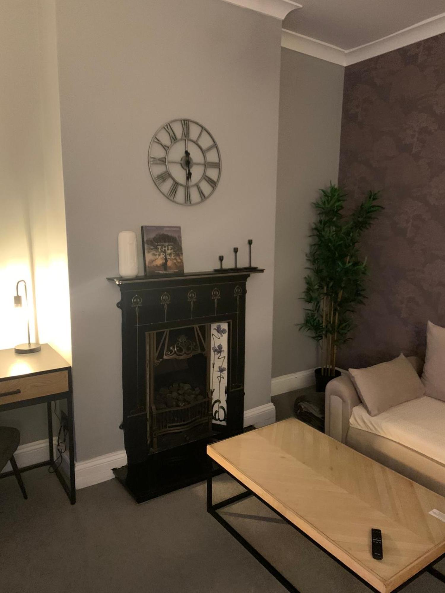 Stylish 91Sqm Victoria 2 Bedroom Apartment بريستول المظهر الخارجي الصورة